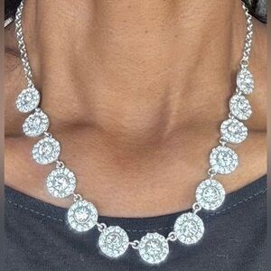 Vintage-Inspired Crystal Necklace